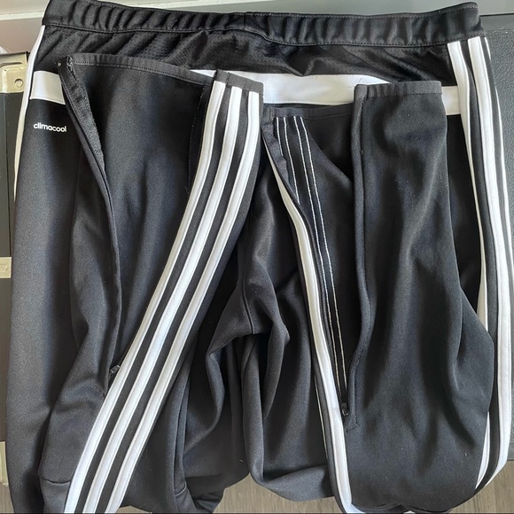 Adidas Climacool Tapered Joggers with Ankle Zip - Picture 9 of 9